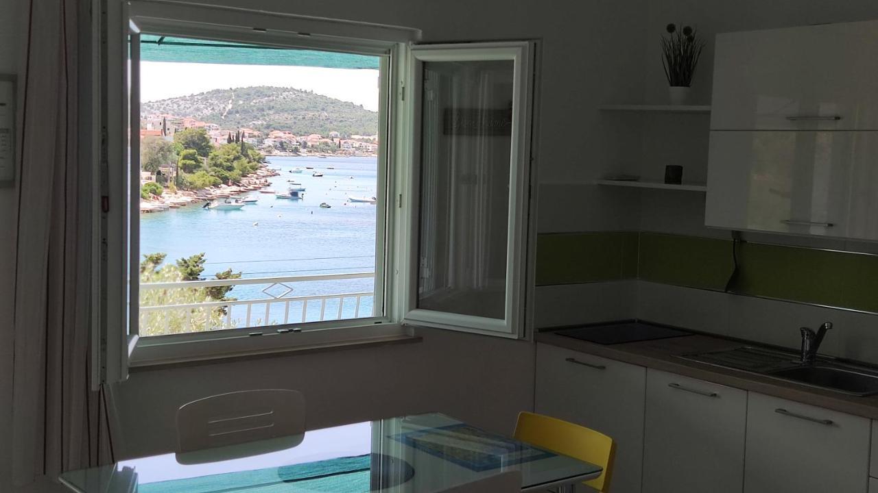 Rogoznica Seafront Apartment - Kalebova Luka Exterior photo