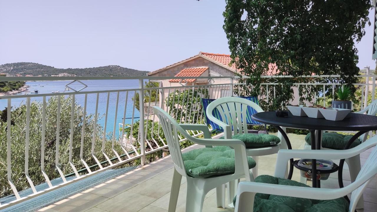 Rogoznica Seafront Apartment - Kalebova Luka Exterior photo