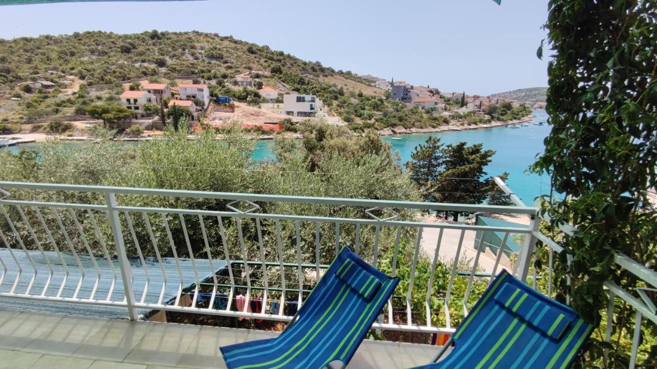 Rogoznica Seafront Apartment - Kalebova Luka Exterior photo